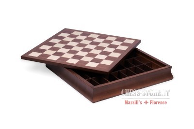 Wooden chess board